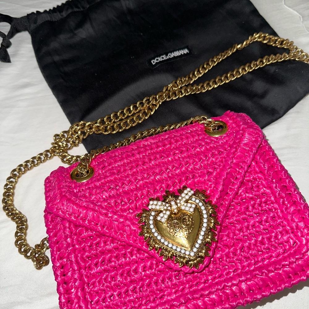 D&G medium devotion crochet crossbody bag